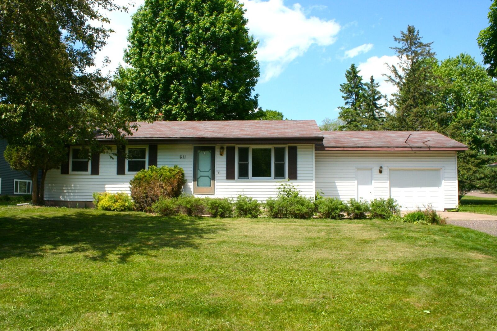 Property Photo: 611 Riverside Circle WI 54848