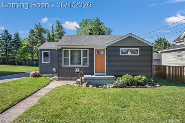Property Photo:  507 W Fitzgerald Street  MI 48429 