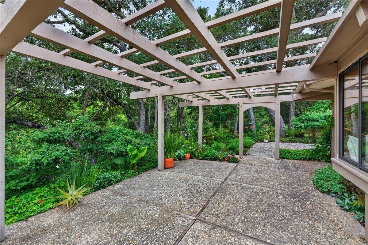 Property Photo:  110 Via Venito  CA 95076 
