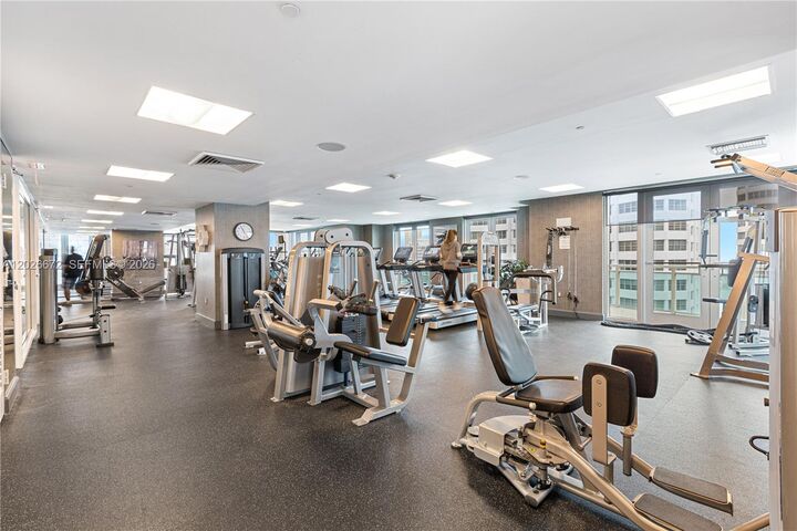 Property Photo:  951 Brickell Ave 1801  FL 33131 