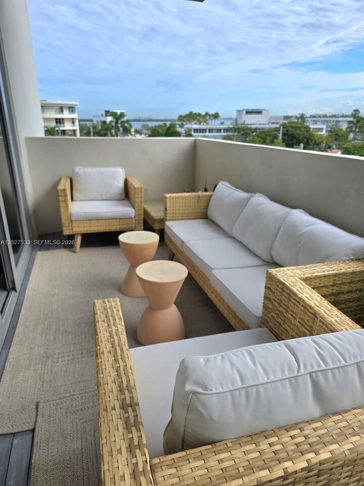 Property Photo:  5 Island Ave 5J  FL 33139 