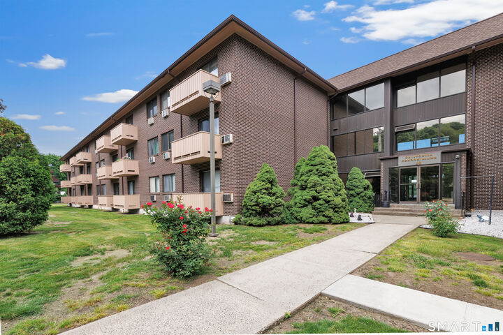 Property Photo:  40 California Street A2  CT 06615 