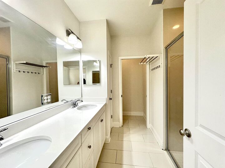 Property Photo:  5021 Caracara Drive  FL 32312 
