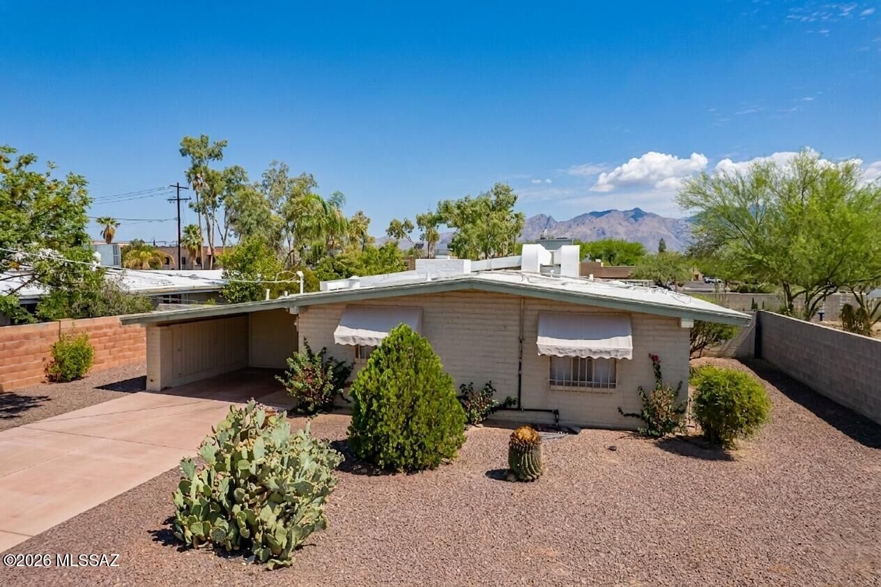 Property Photo:  5111 E Peach Street  AZ 85712 