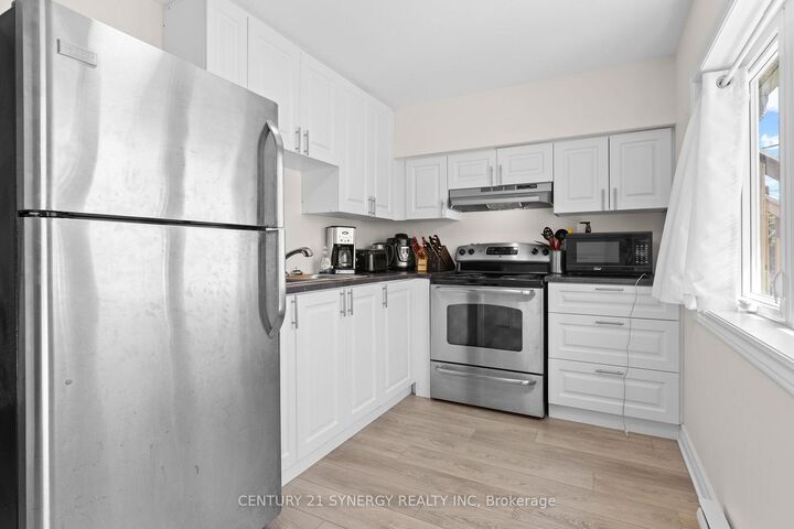 Property Photo:  85-87 Victoria Street  ON K7C 2W5 