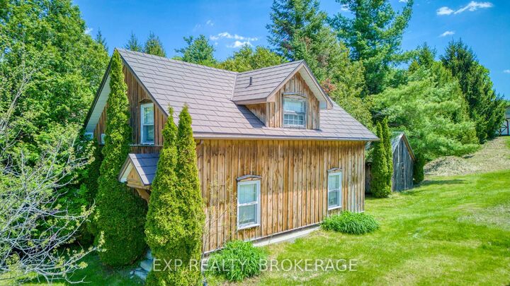 Property Photo: 2740 Bolingbroke Road ON K0H 2B0