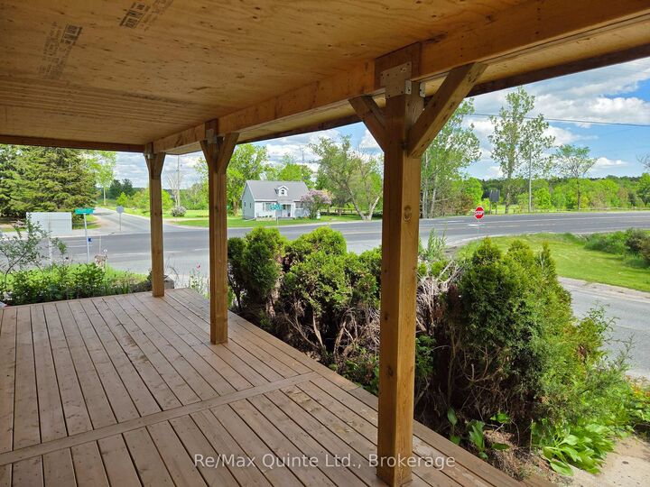 Property Photo: 6 Thomas Street ON K0K 3H0