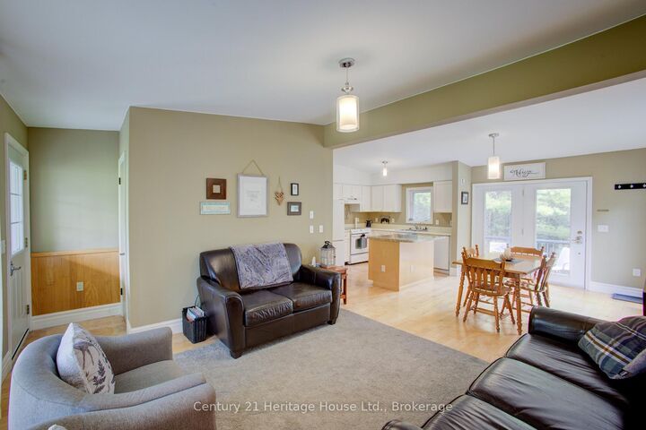 Property Photo: 262845 Varney Road ON N0G 1R0