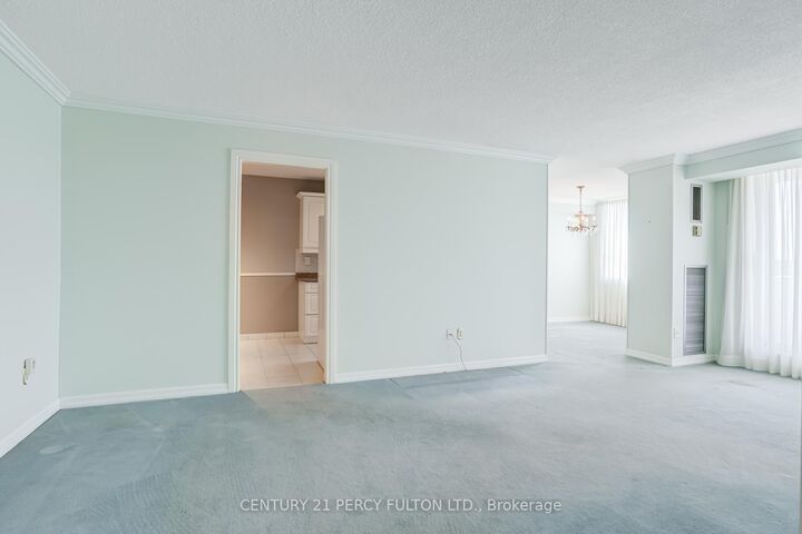Property Photo:  121 Trudelle Street 608  ON M1J 3K4 