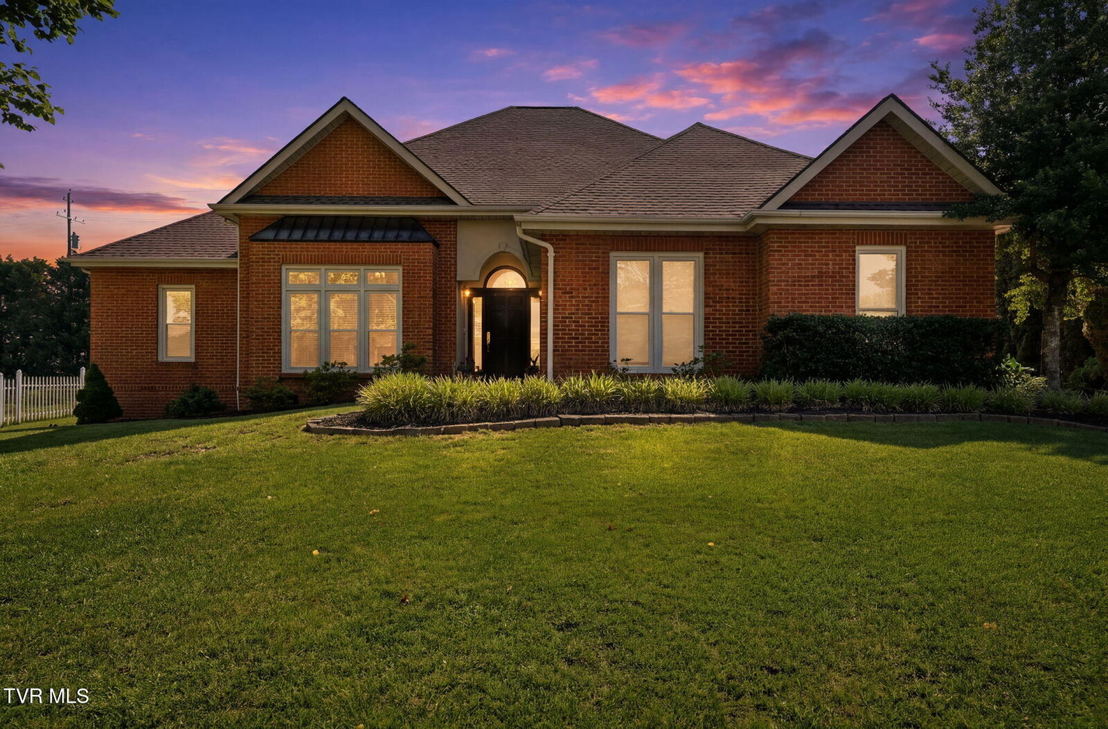Property Photo:  105 Shadowood Drive  TN 37604 