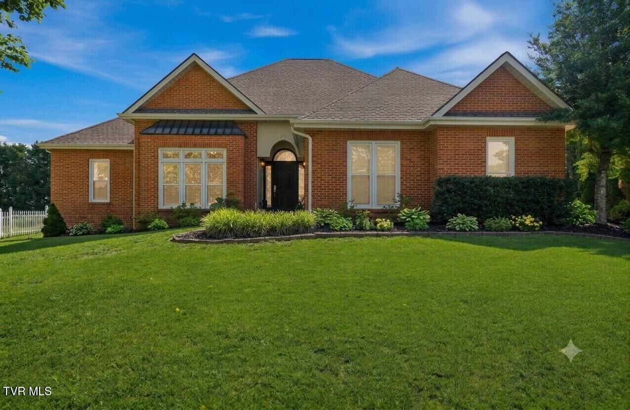 Property Photo:  105 Shadowood Drive  TN 37604 