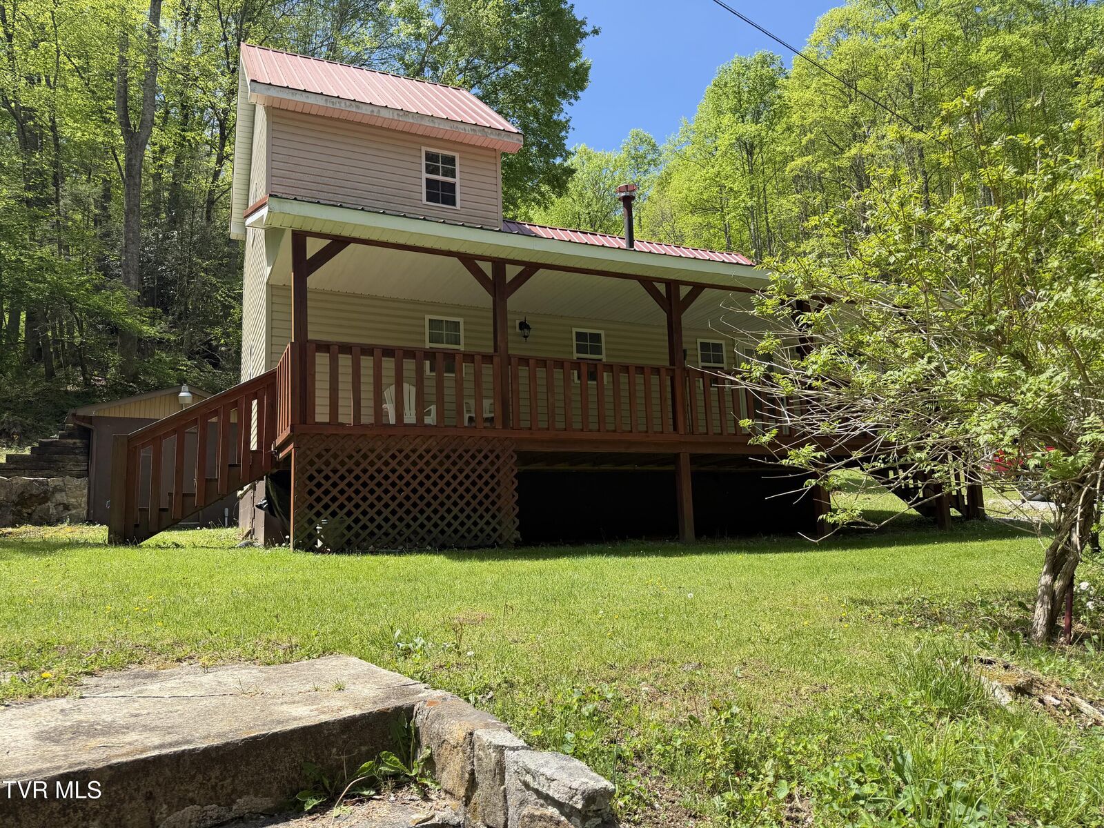 Property Photo:  372 Ingram Branch Road  TN 37687 
