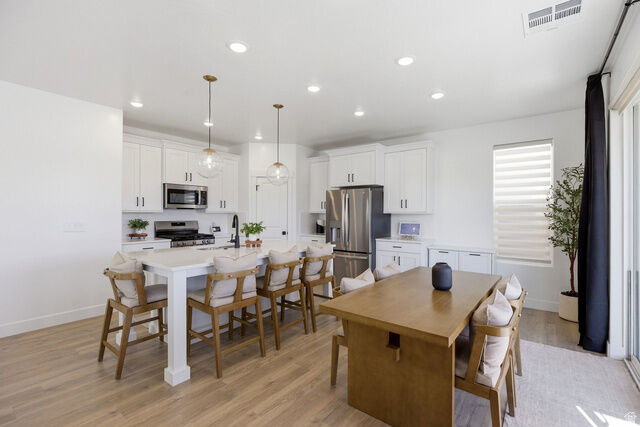 Property Photo:  983 E Malibu Dr  UT 84780 