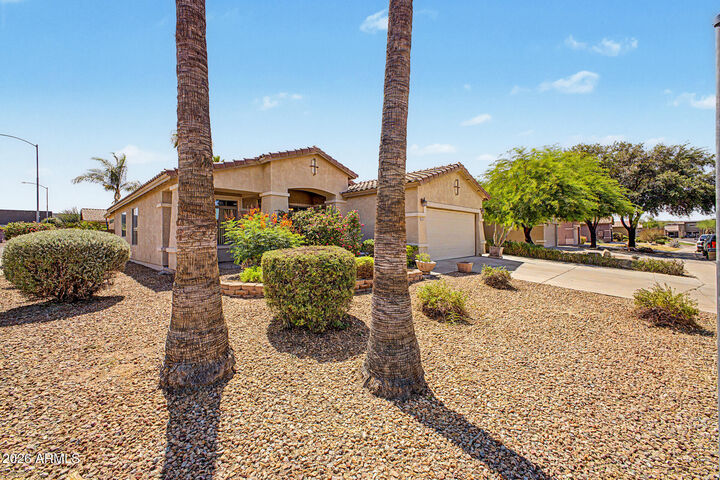 Property Photo: 1923 S Noble Street AZ 85209
