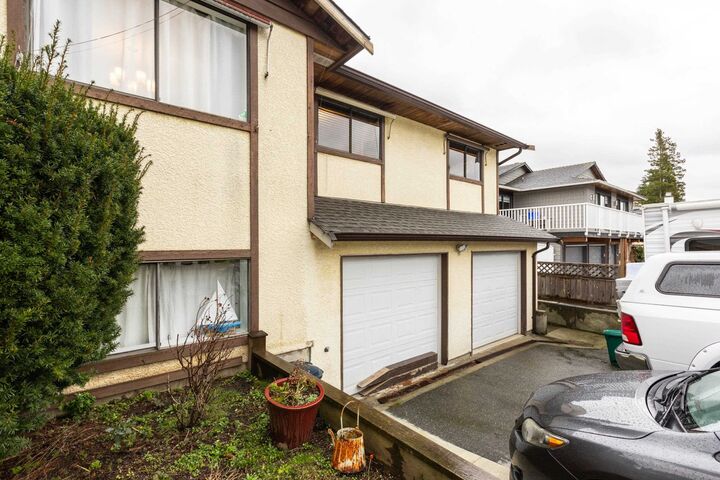 Property Photo:  11645 88A Avenue  BC V4C 7B4 
