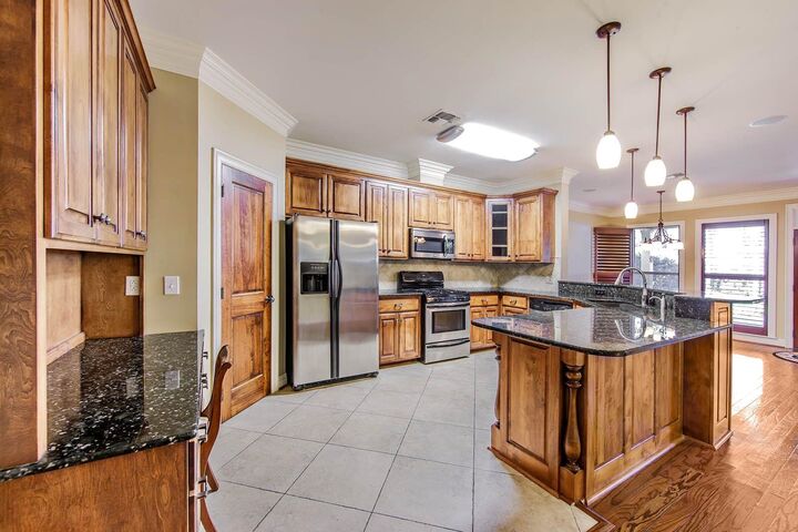 Property Photo:  504 Sugar Mill Courtyard  LA 70360 