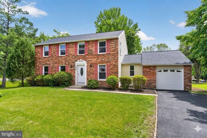 Property Photo:  9501 Ironmaster Drive  VA 22015 