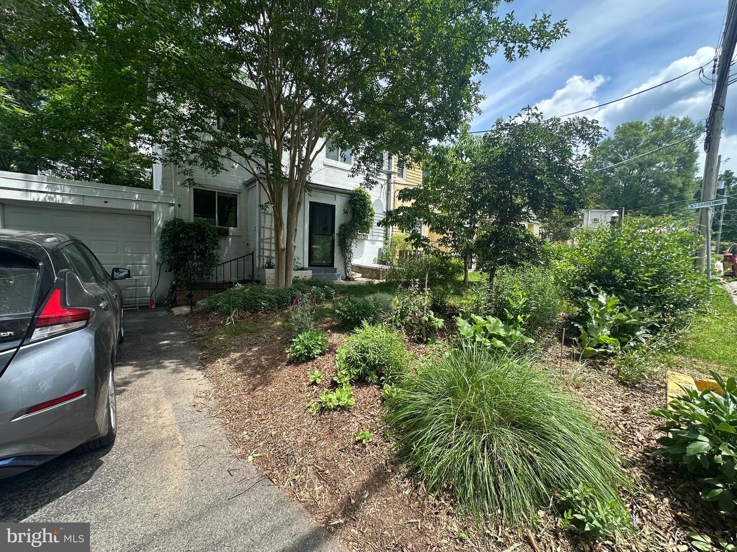 Property Photo:  3 Gardenway A  MD 20770 