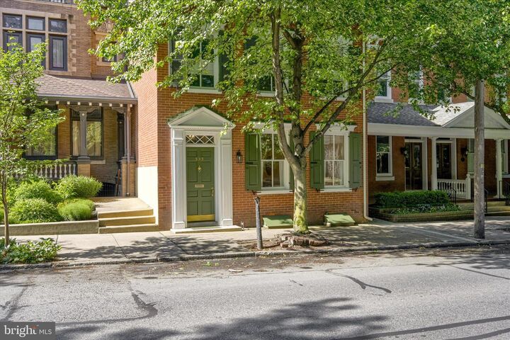 Property Photo:  333 E Orange Street  PA 17602 
