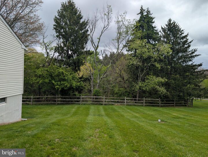 Property Photo:  1306 Fairbourne Court  PA 19446 