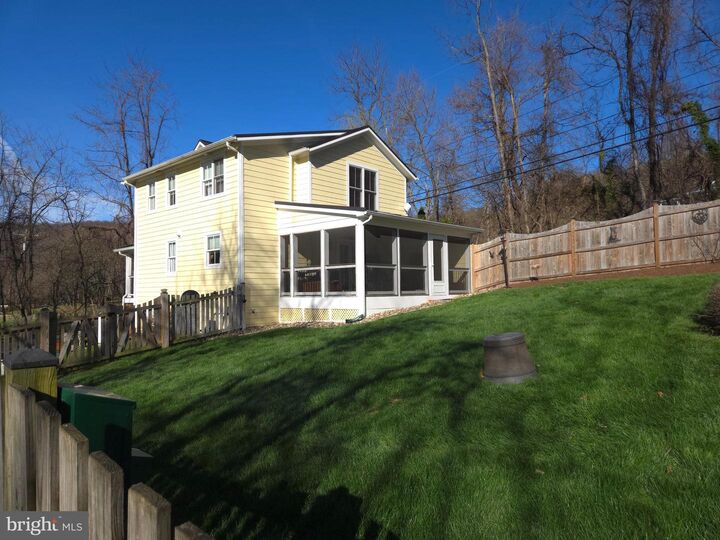 Property Photo: 18280 Clayton Hall Road VA 20135
