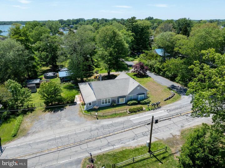 Property Photo:  1413 Central Avenue E  MD 21037 