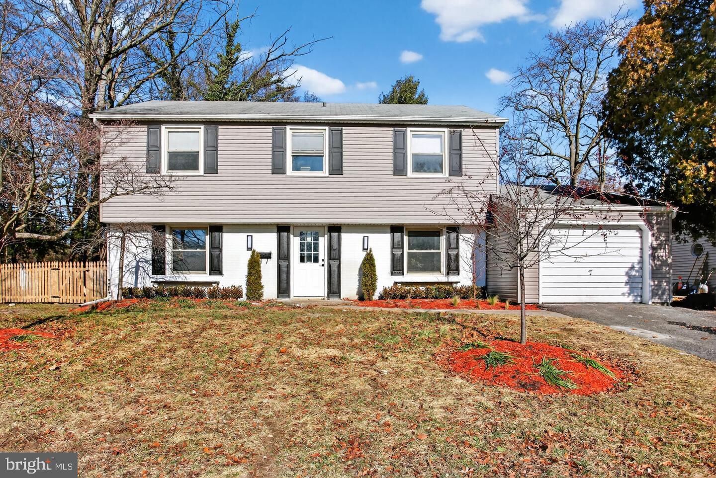 Property Photo:  78 Barrington Lane  NJ 08046 