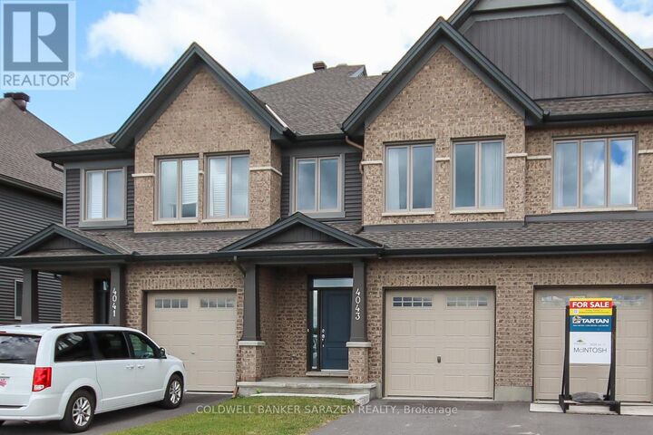 Property Photo:  4043 Kelly Farm Drive  ON K1T 0E3 