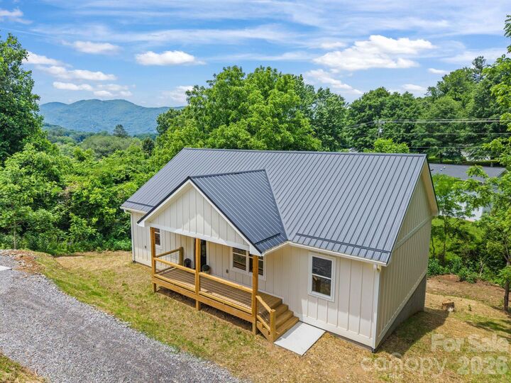 Property Photo:  311 Farley Street  NC 28786 