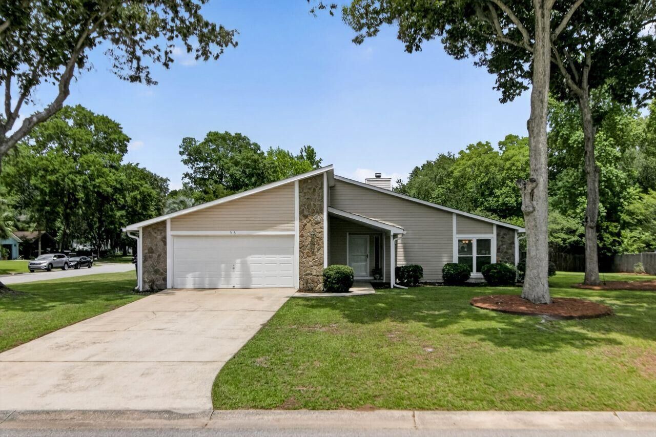 Property Photo: 56 Shadowmoss Parkway SC 29414