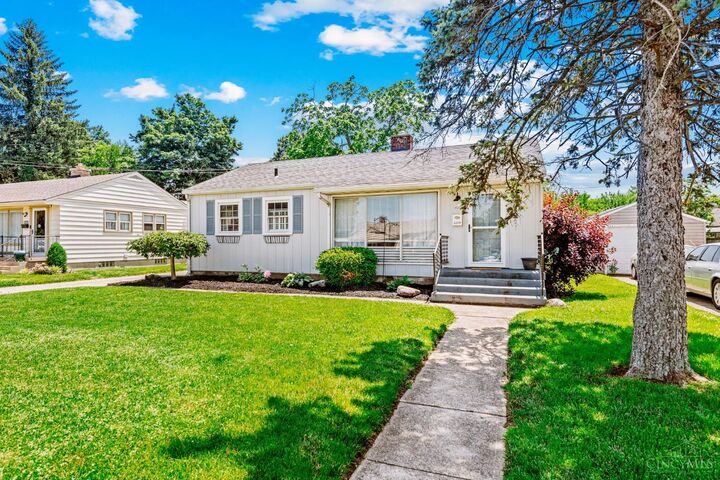 Property Photo:  1219 Ellen Drive  OH 45042 