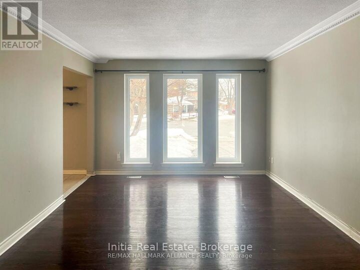 Property Photo: 15 Grove Park Crescent Main ON M2J 2C7