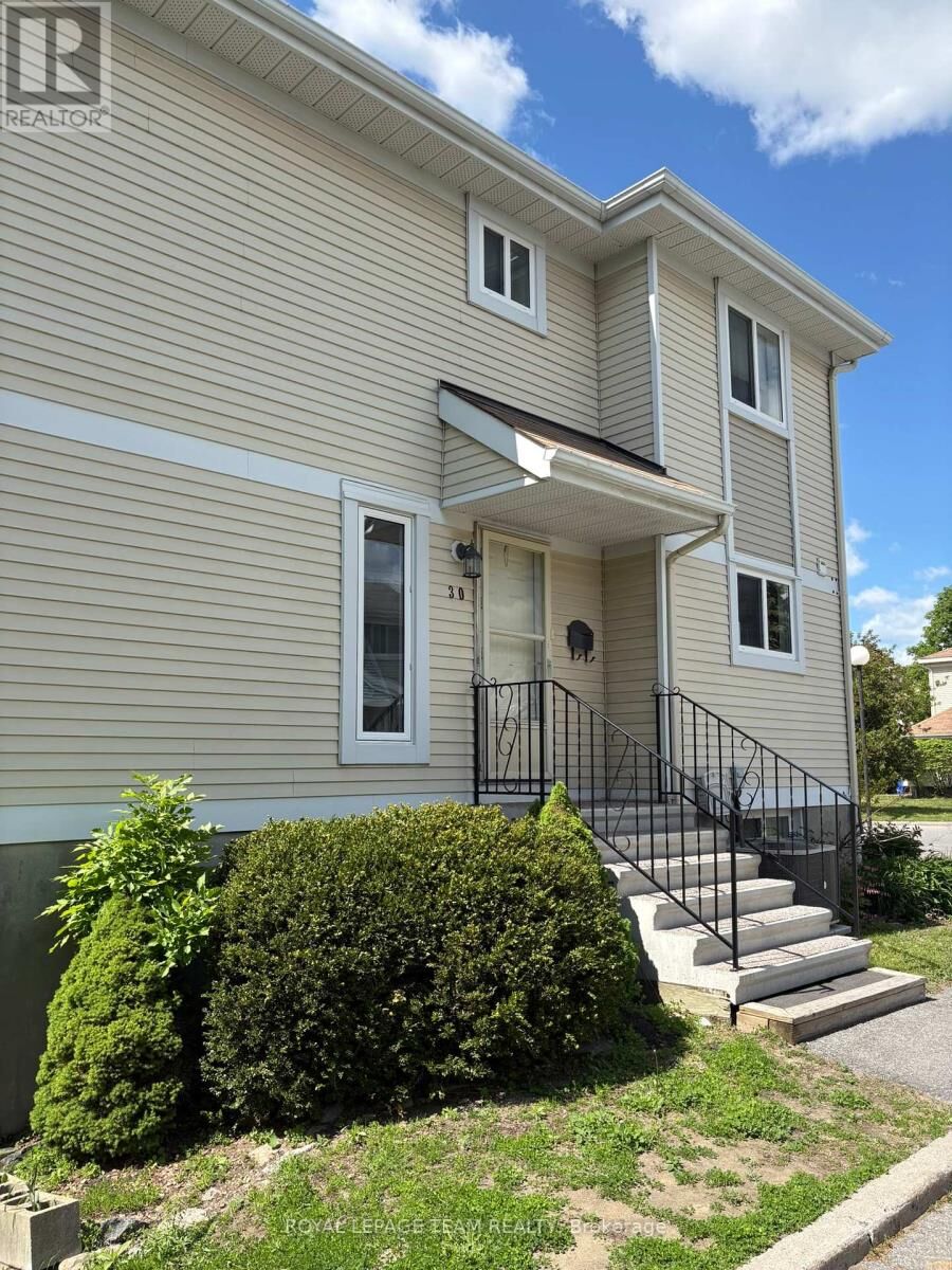 Property Photo: 30 McDermot Court 45 ON K2L 3V3