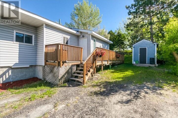 Property Photo:  904 Bancroft Drive  ON P3B 1P7 