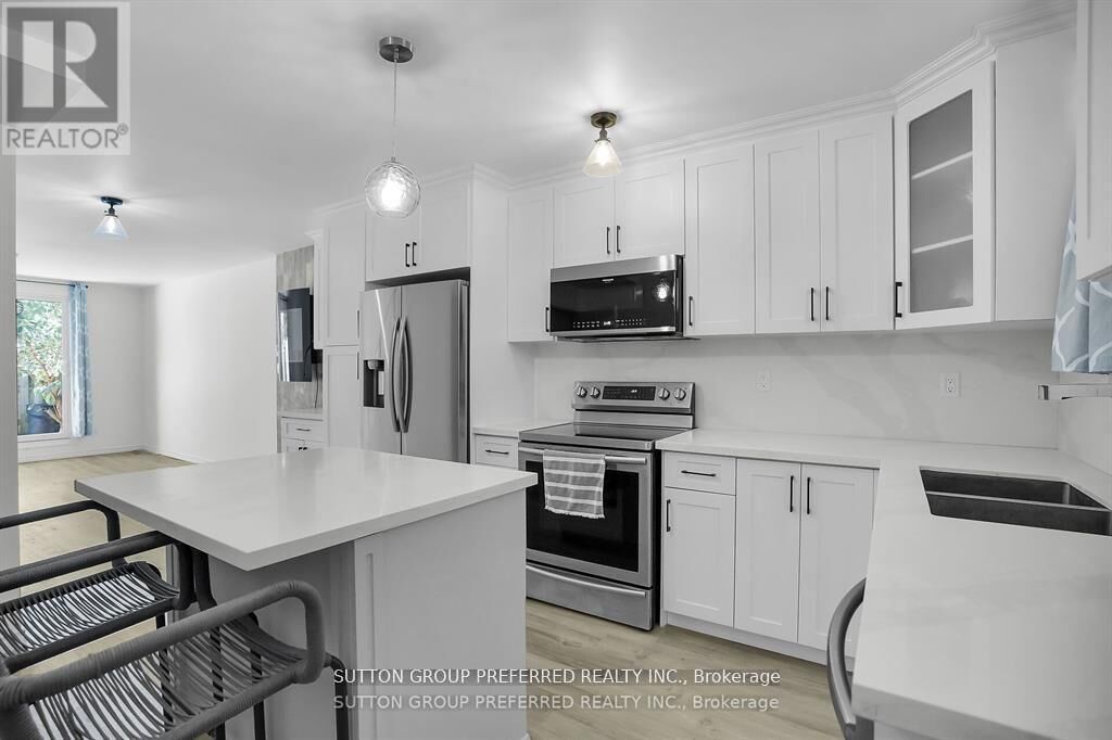 Property Photo:  1919 Trafalgar Street 88  ON N5V 1A1 