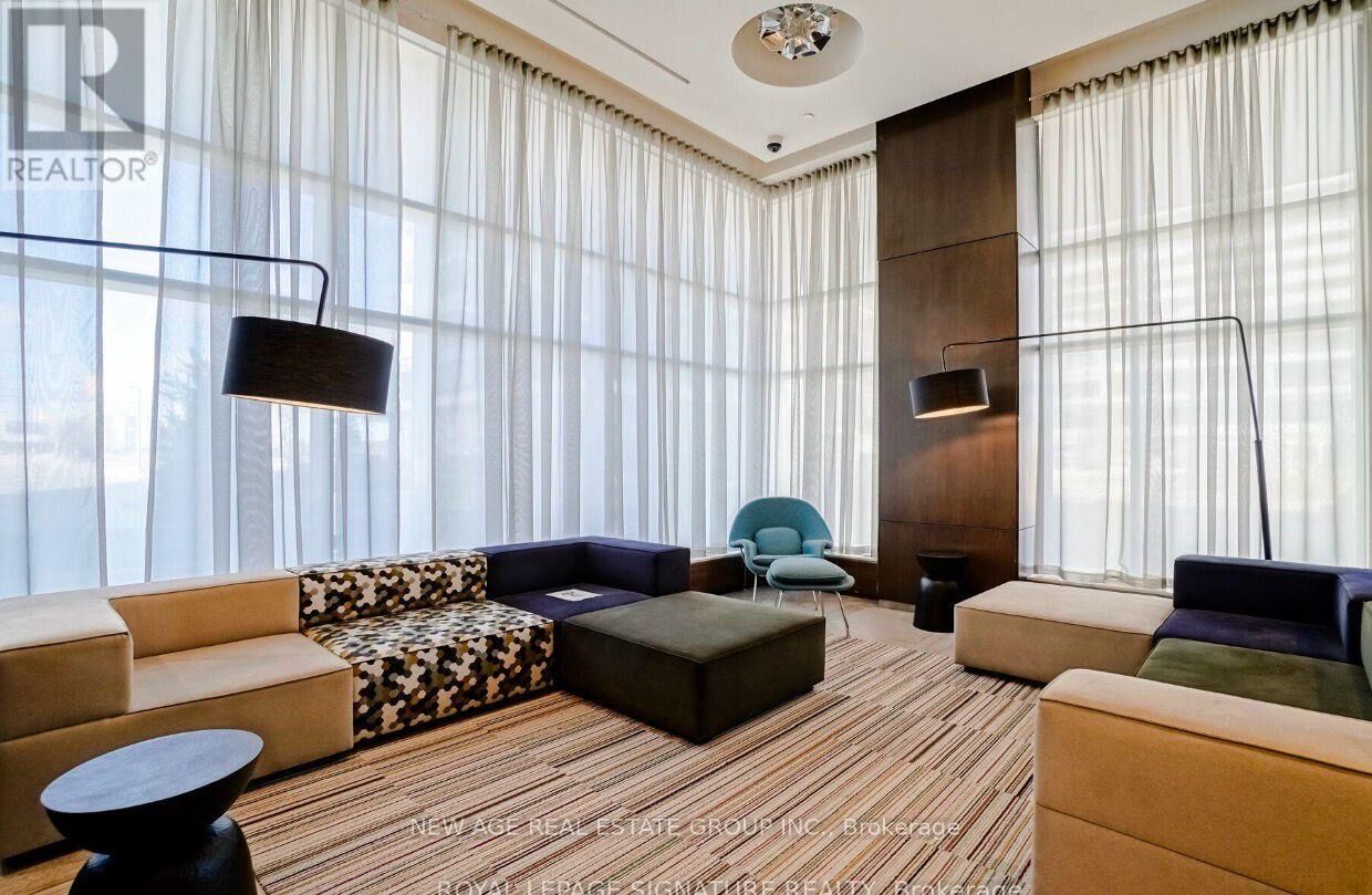 Property Photo: 2560 Eglinton Avenue 1001 ON L5M 0Y3