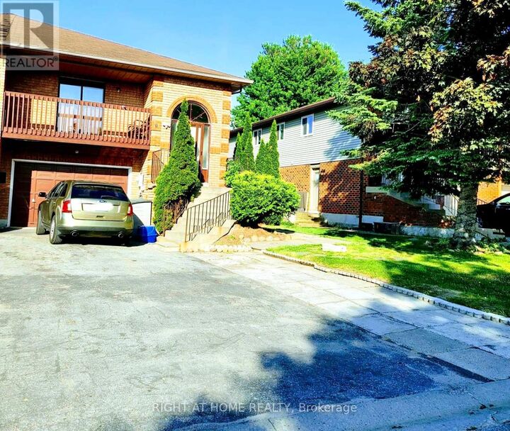 Property Photo: 7 Porritt Street A ON L4N 6Y5