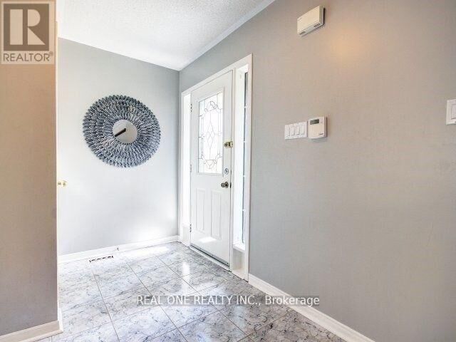 Property Photo: 2886 Galleon Crescent ON L5M 5V1