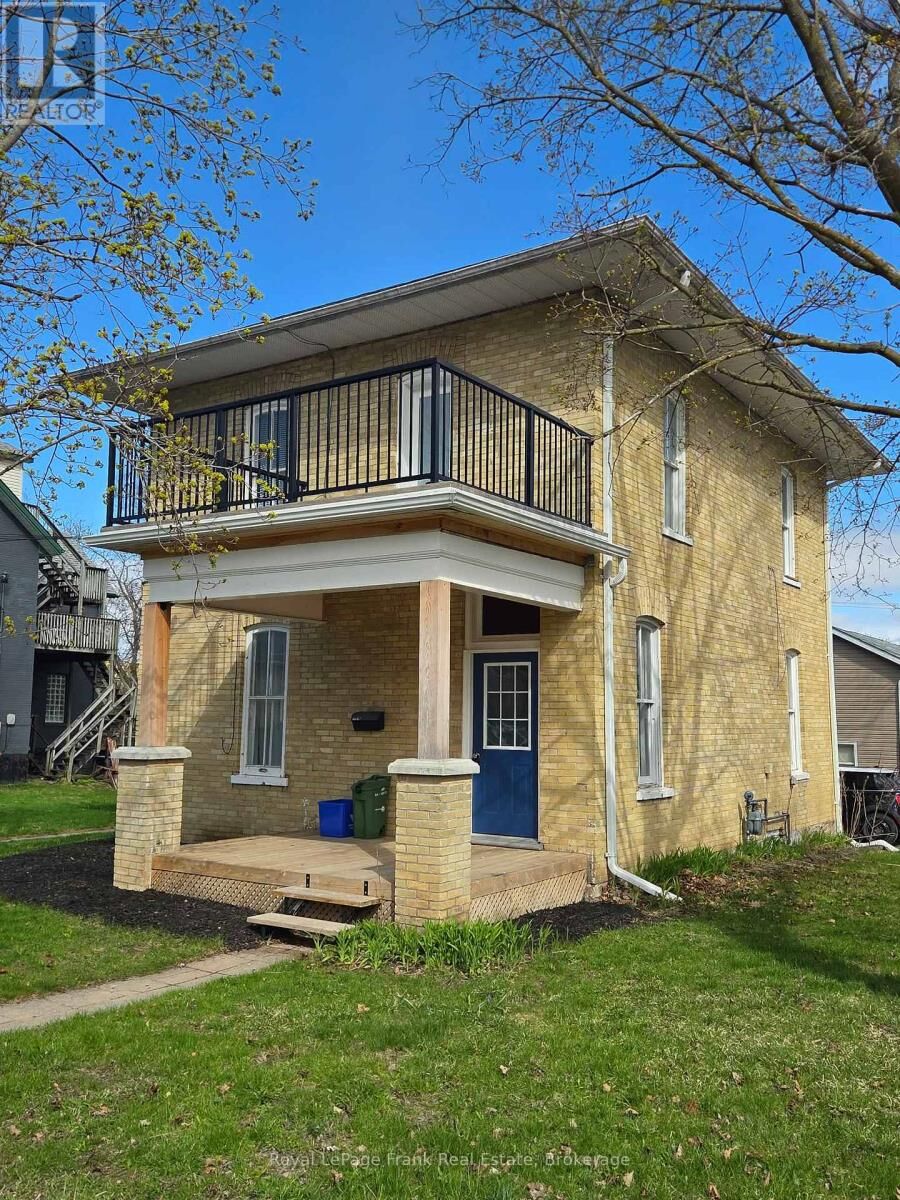 Property Photo: 28 Ridout Street ON K9V 2B2
