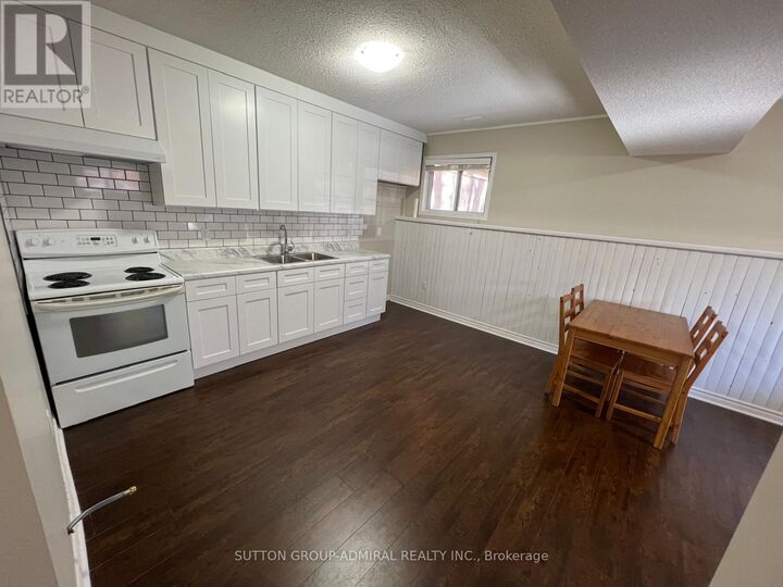 Property Photo: 104 Helena Street ON L9Z 1R1