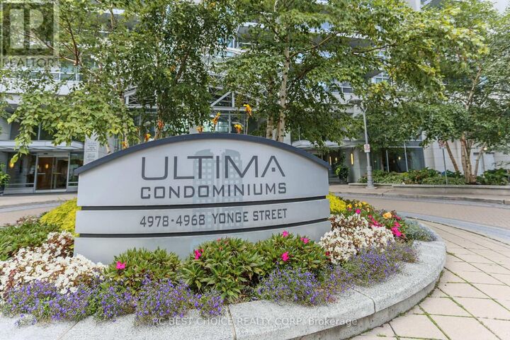 Property Photo: 4968 Yonge Street 2902 ON M2N 7G9
