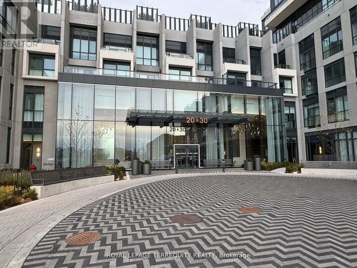 Property Photo: 30 Inn On The Park Drive 2611 ON M3C 0P7