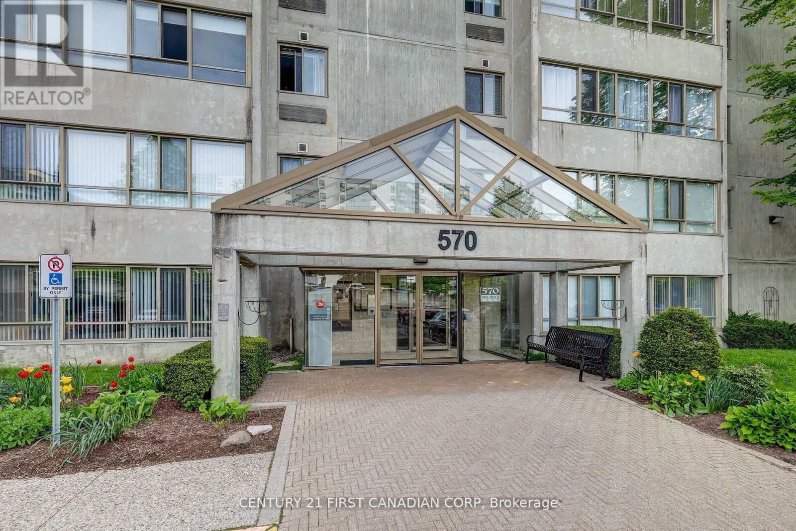 Property Photo: 570 Proudfoot Lane 405 ON N6H 4Z1