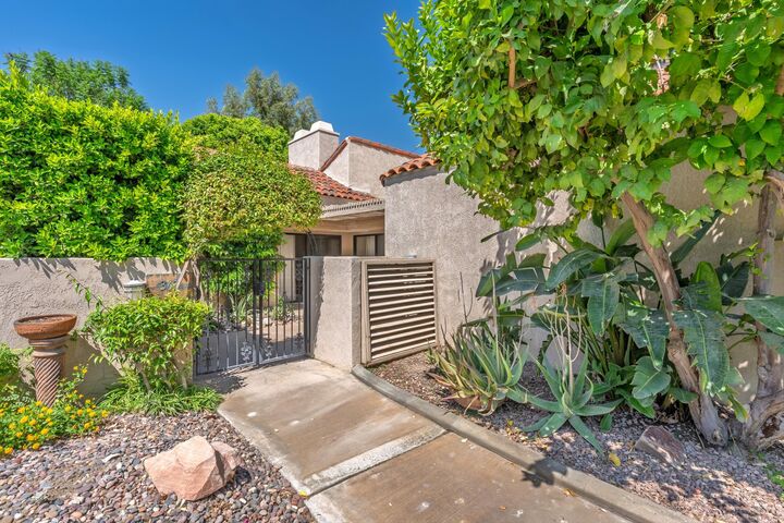 Property Photo:  343 Forest Hills Drive  CA 92270 