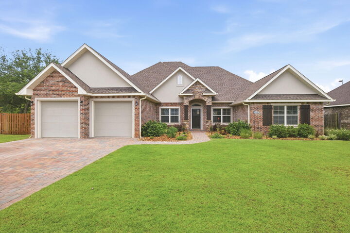 Property Photo: 5140 Sandy Shores Drive FL 32563