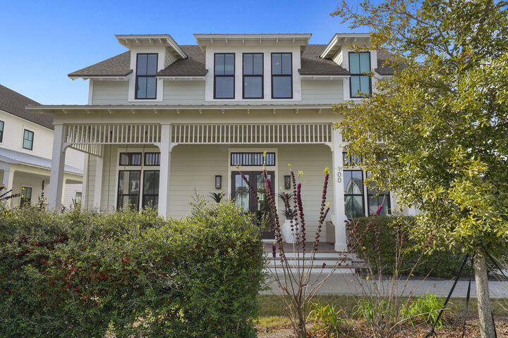 Property Photo:  100 Sawbuck Drive  FL 32461 