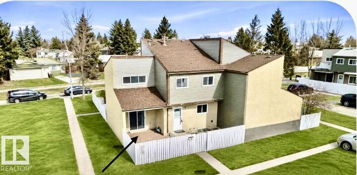 Property Photo: 202 Kaskitayo Court NW AB T6J 3T3