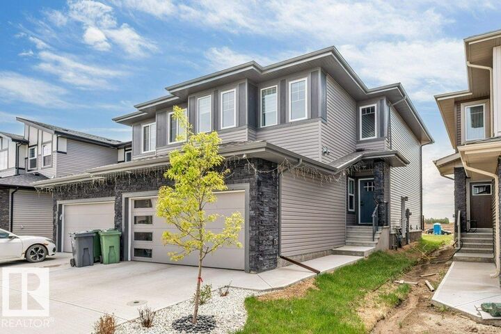 Property Photo: 3923 40 Avenue AB T4X 3B6