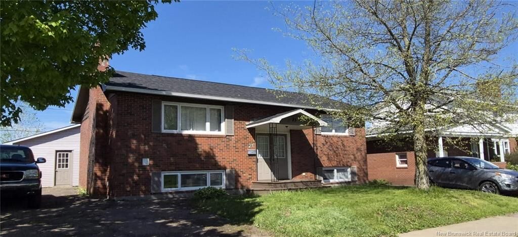 Property Photo:  23 Anne Street  NB E1C 4J4 