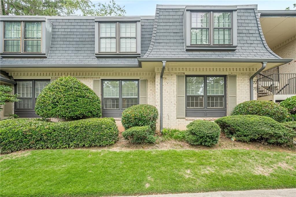 Property Photo: 175 Maribeau Square NW GA 30327
